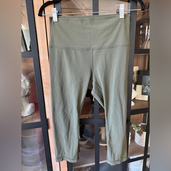 Lululemon Align Cropped leggings capris running moss olive Fatigue mid rise - Picture 6 of 9